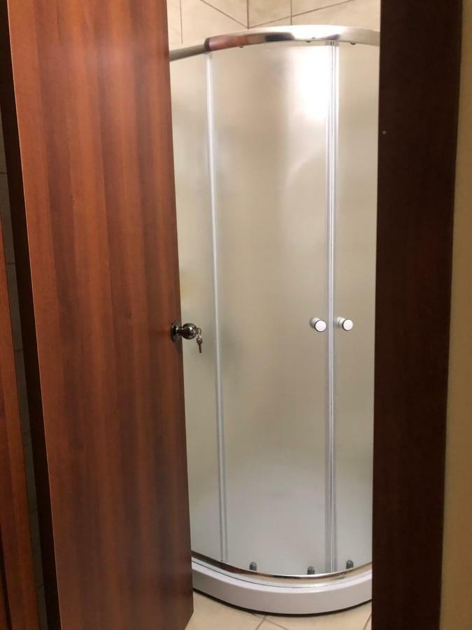 El Mundo Apartments Лвив Екстериор снимка