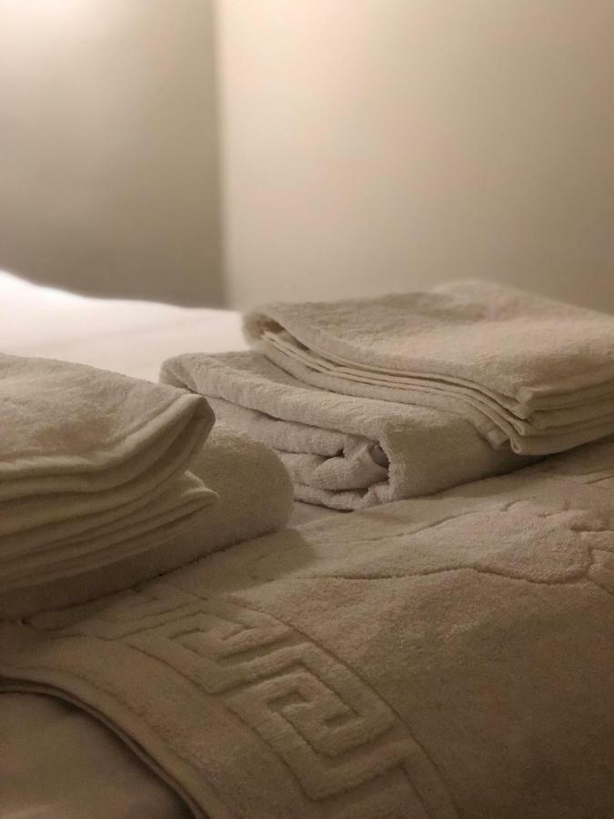 El Mundo Apartments Лвив Екстериор снимка