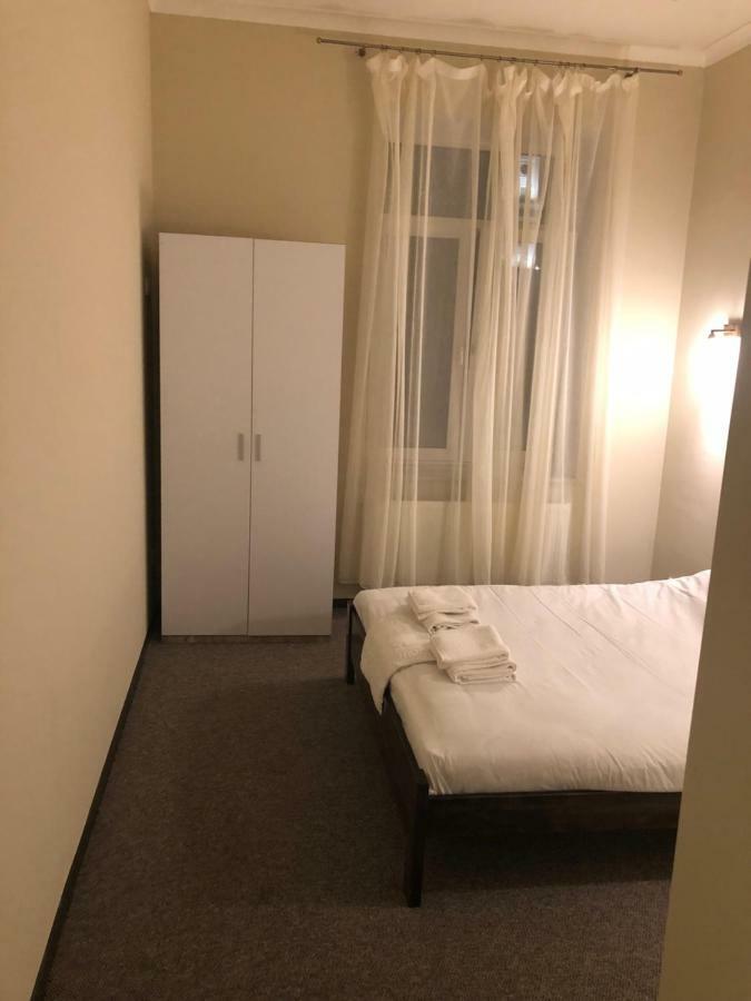El Mundo Apartments Лвив Екстериор снимка